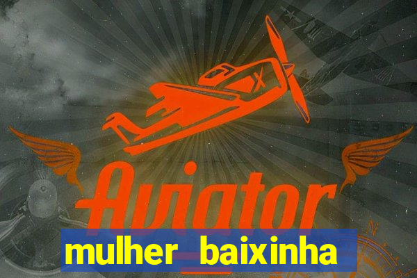 mulher baixinha transando com homens altos