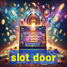 slot door