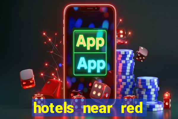 hotels near red hawk casino